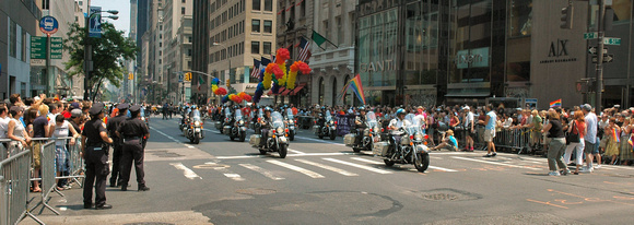 2005-06-26 NY-Pride 0059-cr